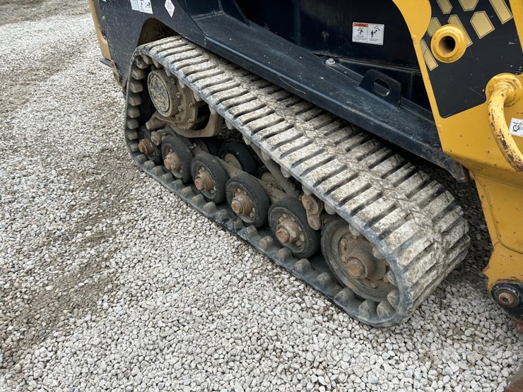 2018-asv-posi-track-vt70-image-12