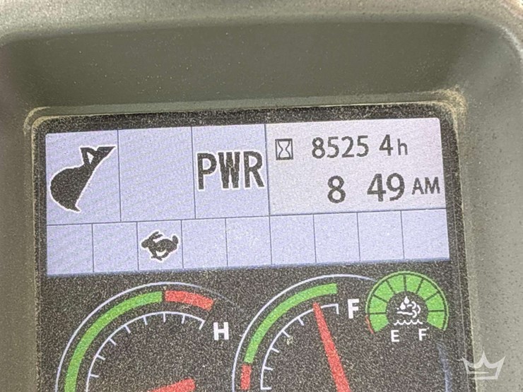 2018-hitachi-zx300-lc-6n-image-6