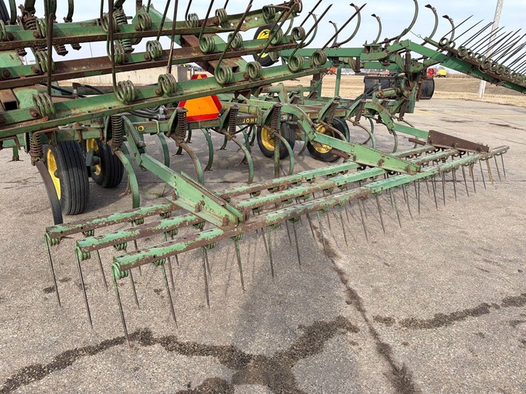 john-deere-1010-image-18