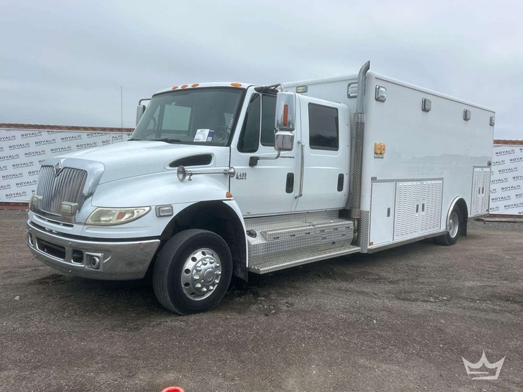 2006-international-durastar-4400-image-1