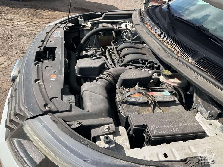 2016-ford-explorer-image-9