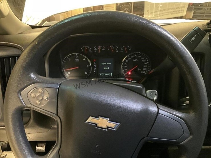 2018-chevrolet-silverado-3500hd-image-17