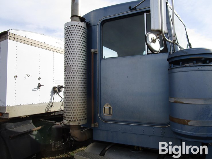 1984-cummins-855-image-19