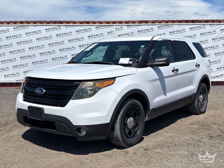 2013-ford-explorer-image-1