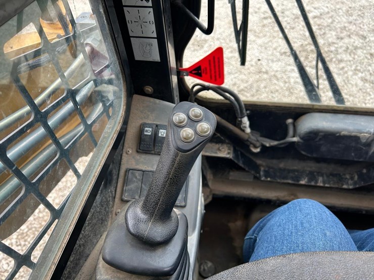 2018-asv-posi-track-vt70-image-23