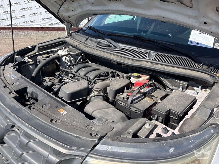 2017-ford-explorer-image-7