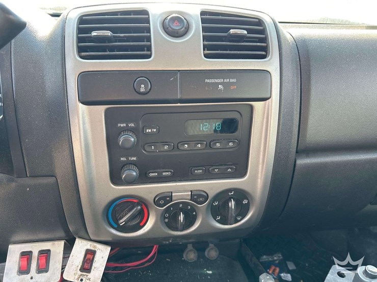 2012-chevrolet-colorado-image-15