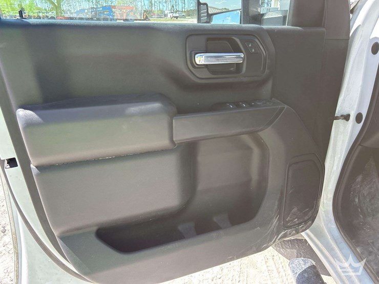 2022-gmc-sierra-2500-image-11