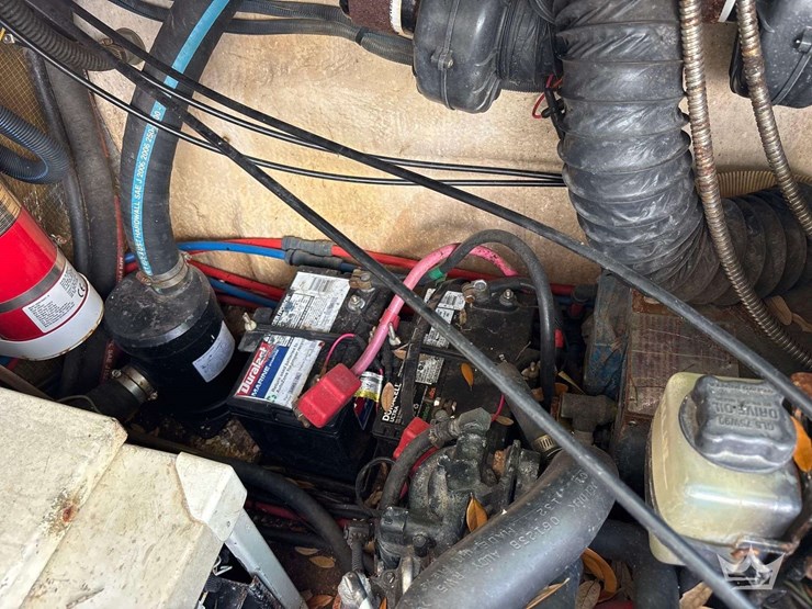 2007-30ft.-regal-30-express-cruiser-boat-with-2010-vantage-t/a-33-ft.-trailer-image-51