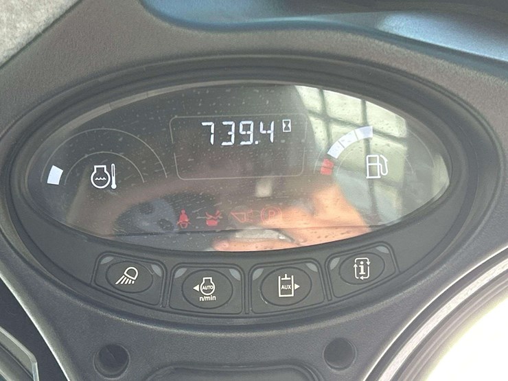 2023-bobcat-t595-image-20