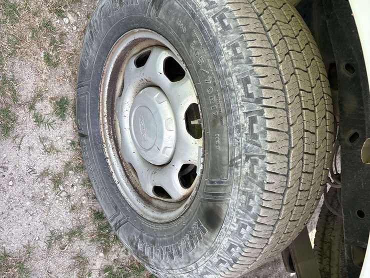 2014-ford-f150-image-11