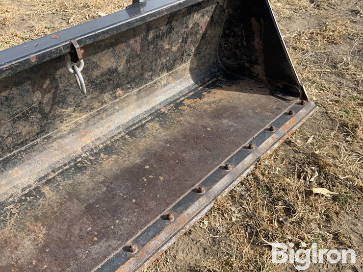 2023-mds-1.8yd-bucket-image-10