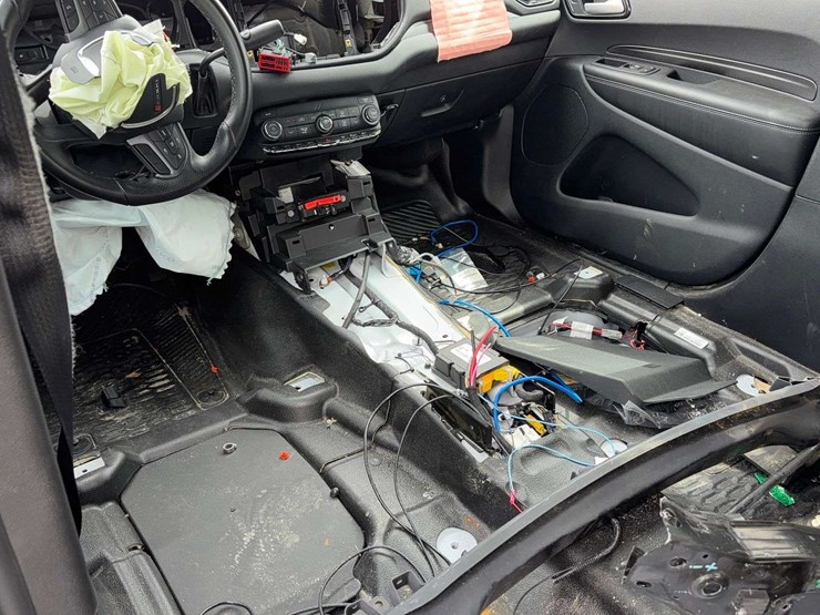 2023-dodge-durango-image-14