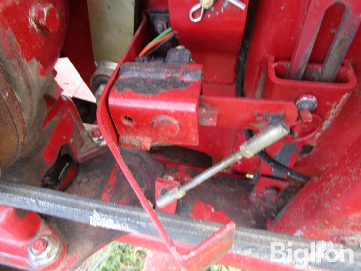 2003-case-ih-1020-image-12