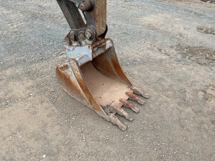 2014-volvo-ecr58d-image-13