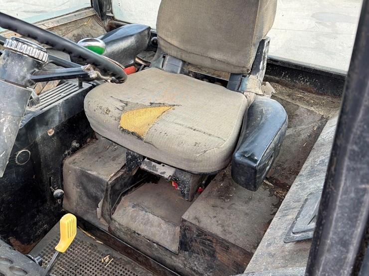 john-deere-4630-image-27