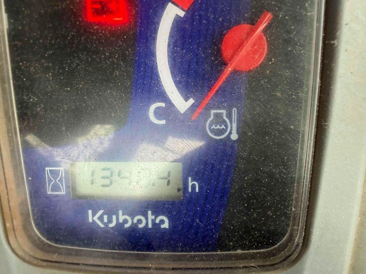 2022-kubota-svl65-2-image-16