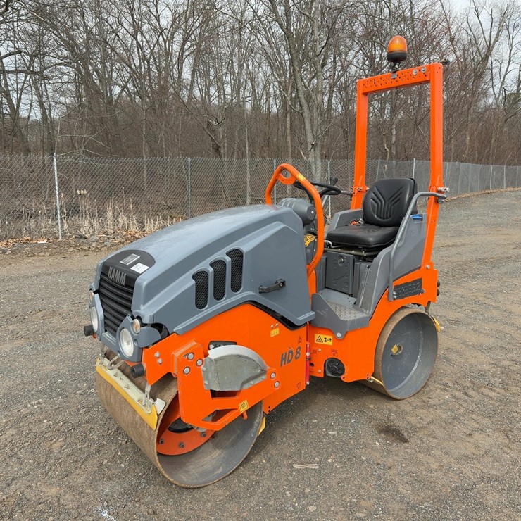 2021 HAMM HD8VV