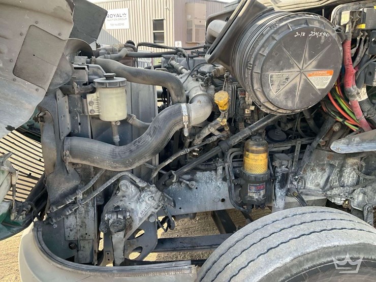 2015-international-prostar-image-8