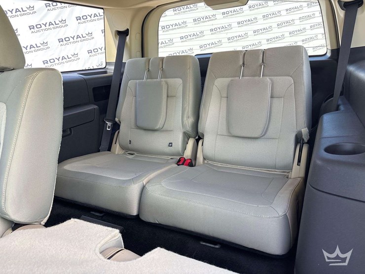 2016-ford-flex-image-25
