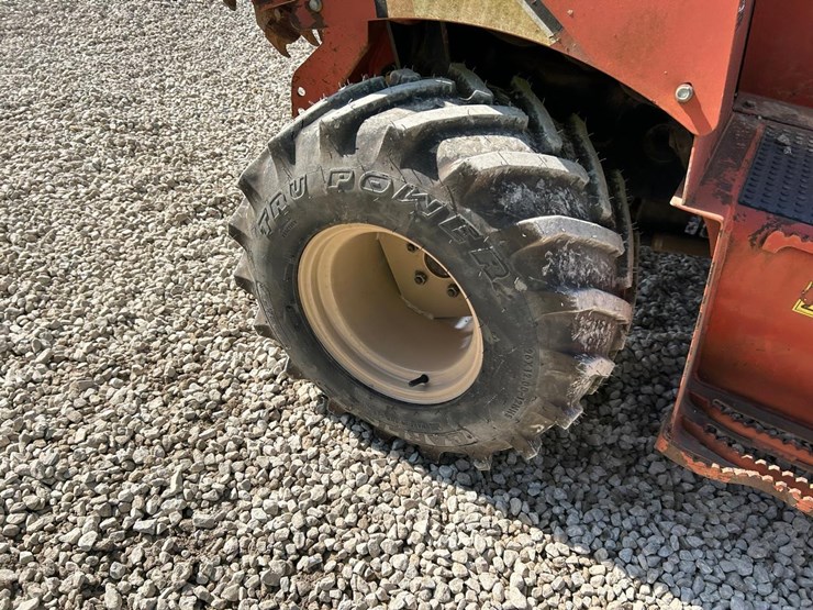 2015-ditch-witch-rt45-image-11