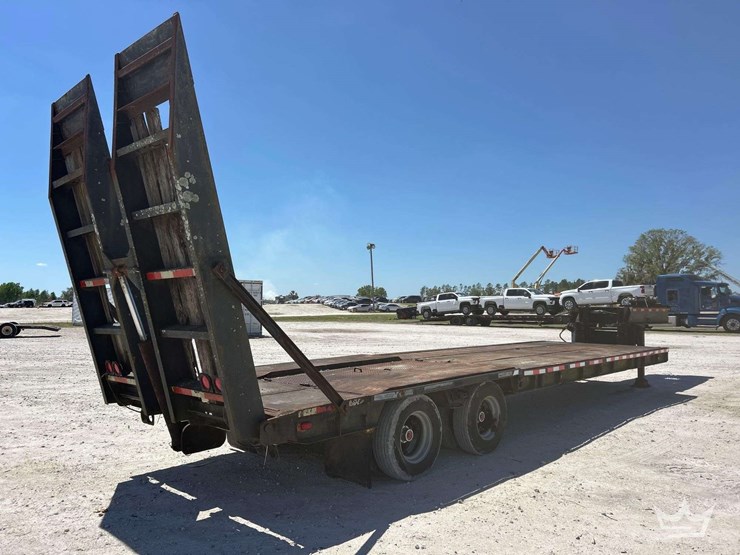 t/a-drop-deck-equipment-tailer-image-3