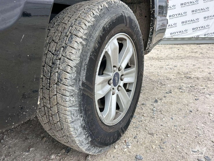 2018-ford-f150-image-25