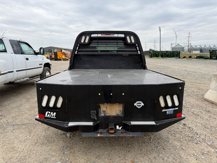 2005-gmc-2500-image-3