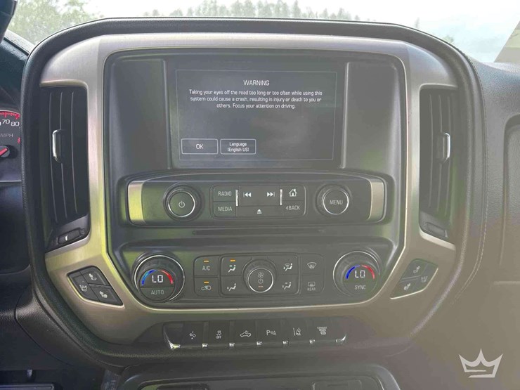 2015-gmc-sierra-3500-image-18