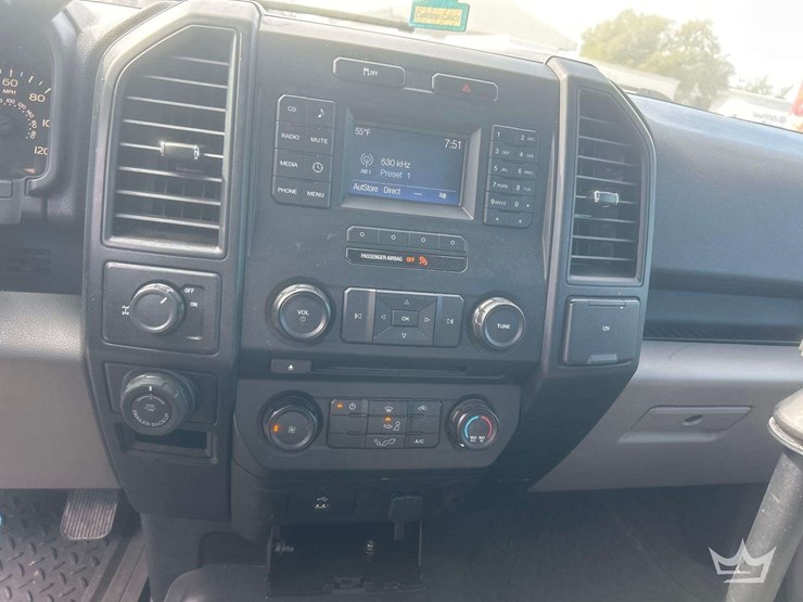 2017-ford-f150-image-19