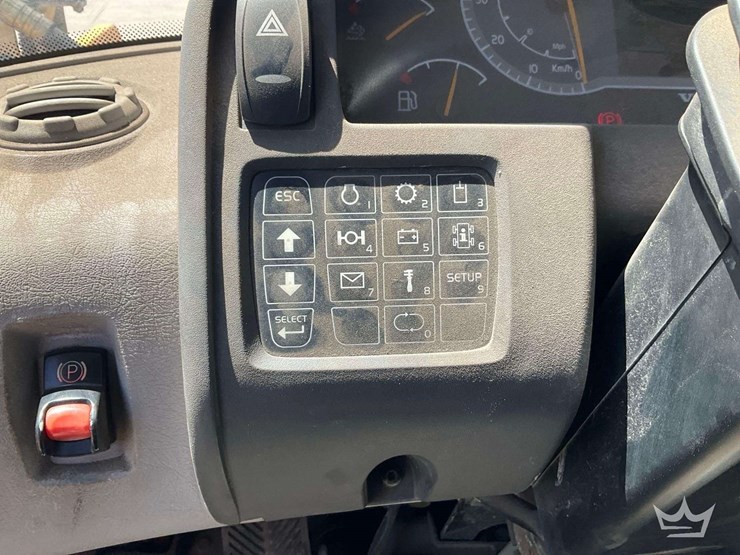 2015-volvo-l110h-image-9