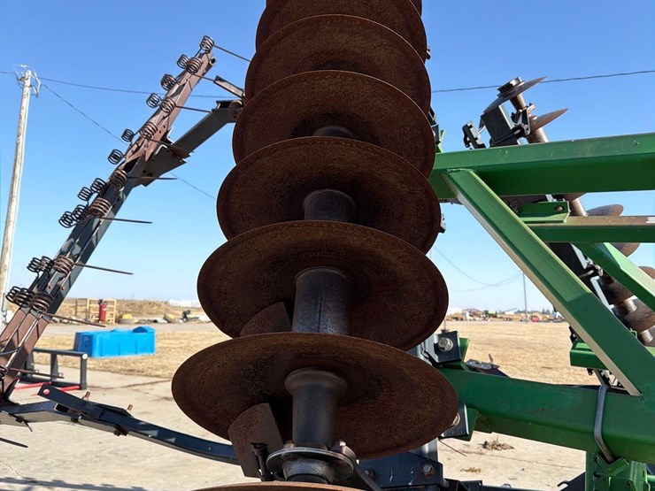 john-deere-630-image-24