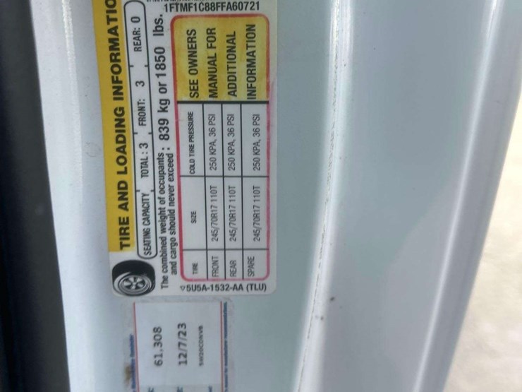 2015-ford-f150-image-16