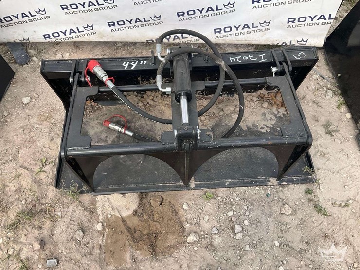 44in-single-cylinder-grapple-bucket-skid-steer-attachment-image-1