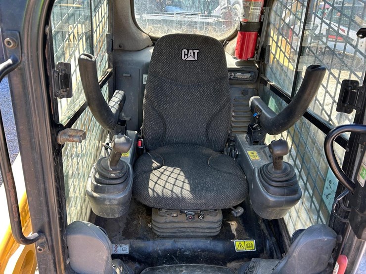 caterpillar-299d2-xhp-image-18