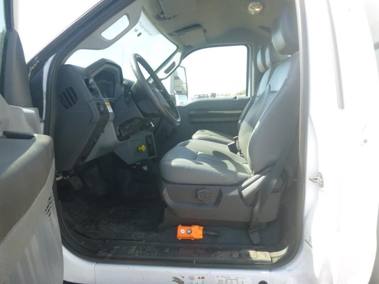 2019-ford-f750-image-13