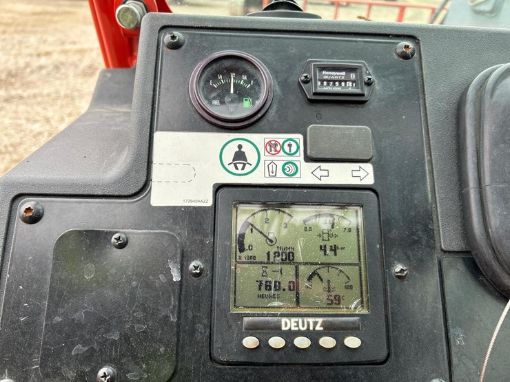 2020-skyjack-sj519th-image-19