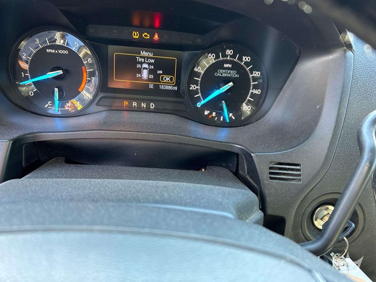 2016-ford-escape-image-14