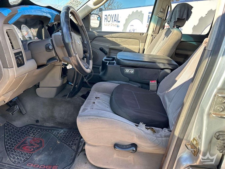 2003-dodge-ram-1500-image-11