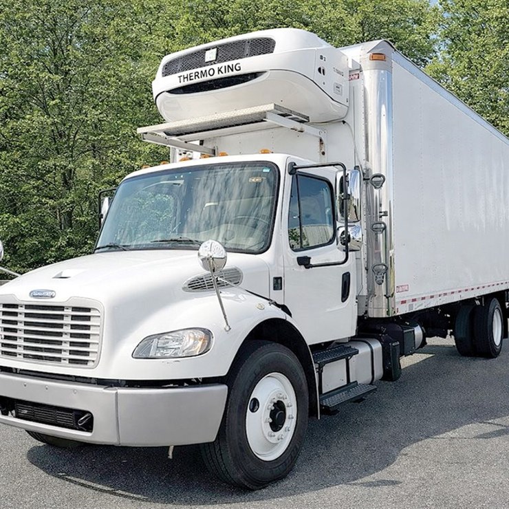 2017 FREIGHTLINER M2 106