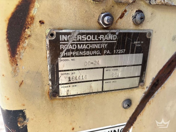 ingersoll-rand-dd-24-tandem-smooth-drum-roller-image-12