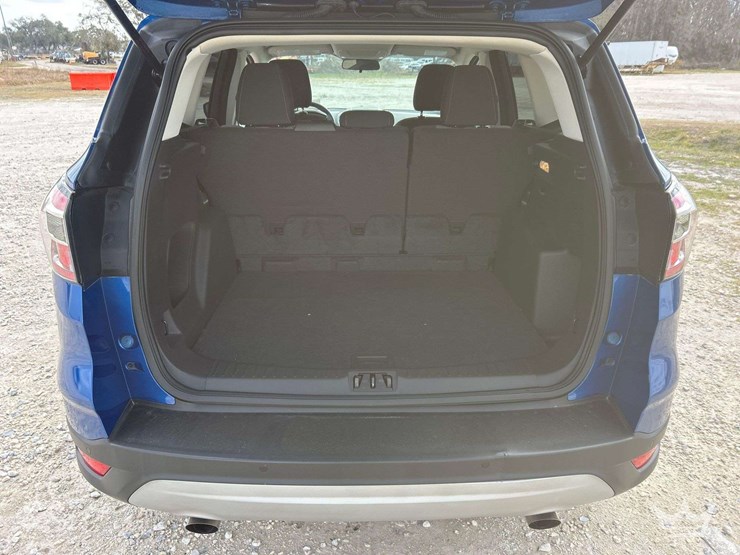 2017-ford-escape-image-23