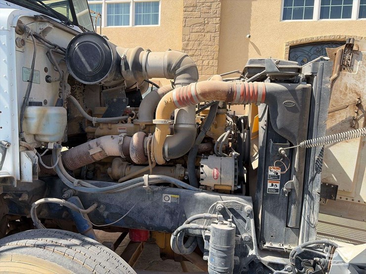 2001-peterbilt-378-image-20