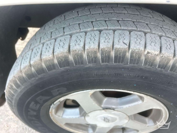 2004-chevrolet-blazer-image-23