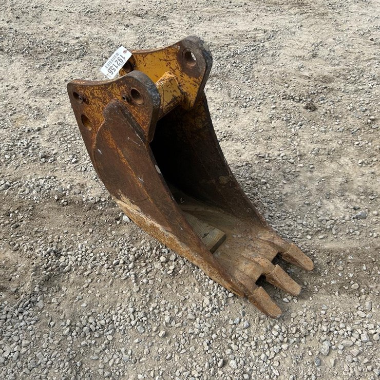 John Deere 12” Excavator Bucket