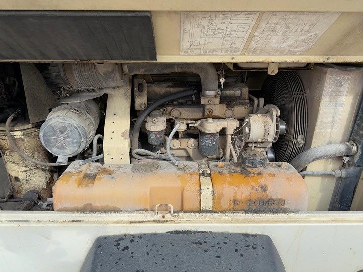 2015-ingersoll-rand-185-image-10