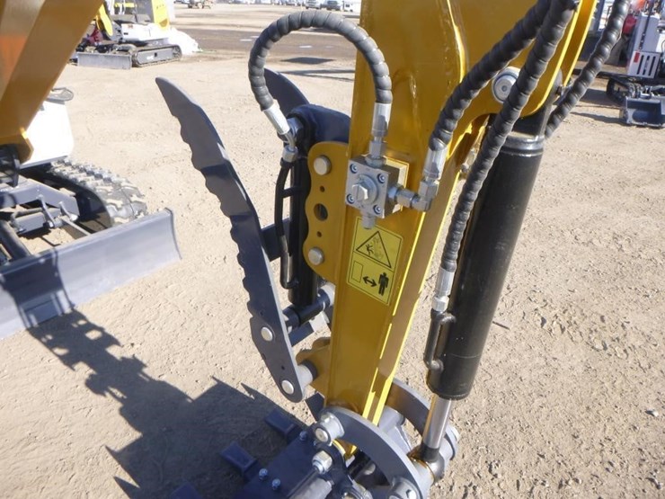 2025-sdlanch-sdle18p-hydraulic-excavator-image-12