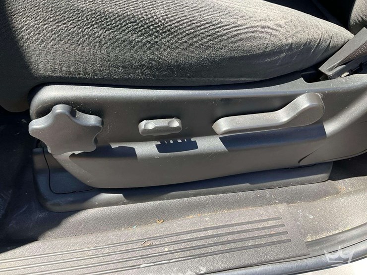 2009-chevrolet-tahoe-image-13