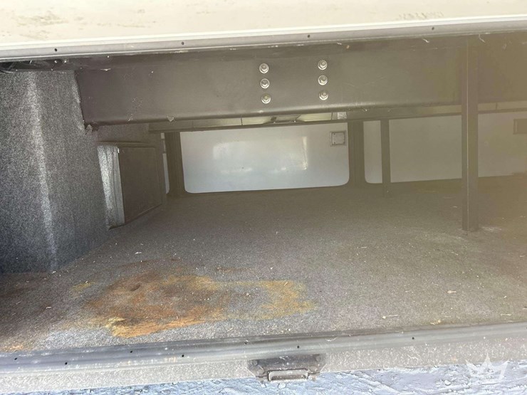 2006-freightliner-tuscany-4077-40ft-class-a-motorhome-image-17