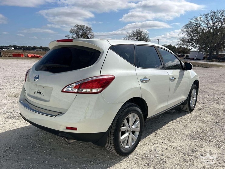 2011-nissan-murano-image-3